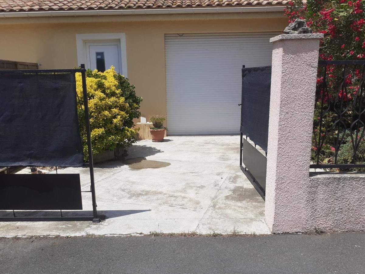 Loft Avec Clim, Parking Et Jardin Proche De La Mer Villa Sauvian Bagian luar foto